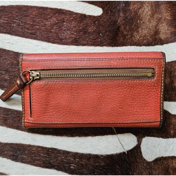 Dooney & Bourke Wallet Pebble Grain Continental Clementine Orange Gold Clutch - Picture 2 of 6